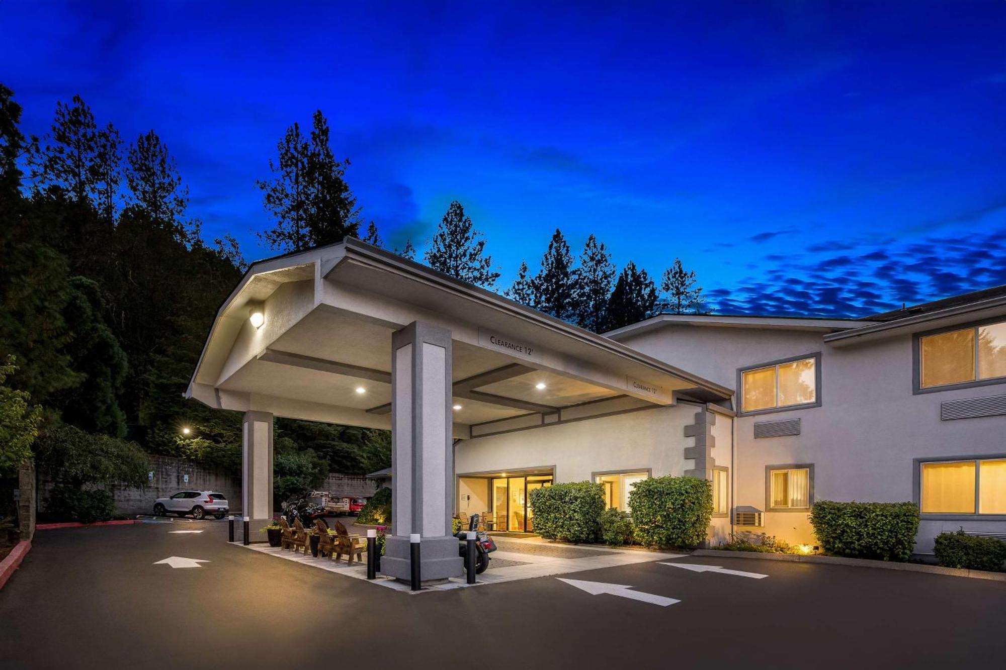 Best Western Inn At The Rogue Rogue River Exterior foto