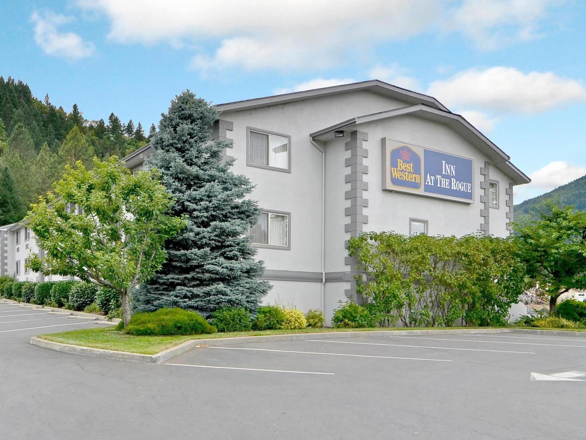 Best Western Inn At The Rogue Rogue River Exterior foto